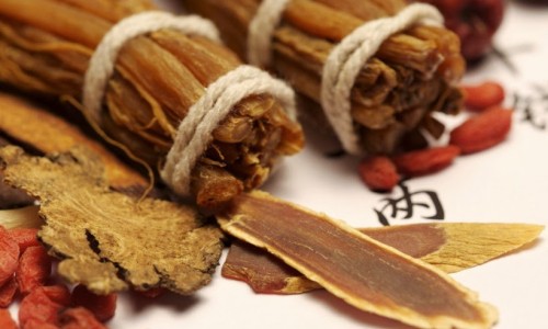 菊三七药治病配方-菊三七图片及功效专区_菊三七药治病配方专区_菊三七药材图片网